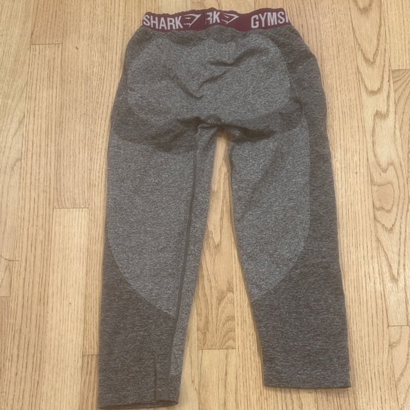 Gymshark Leggings Gray and Purple - Picture 5 of 5